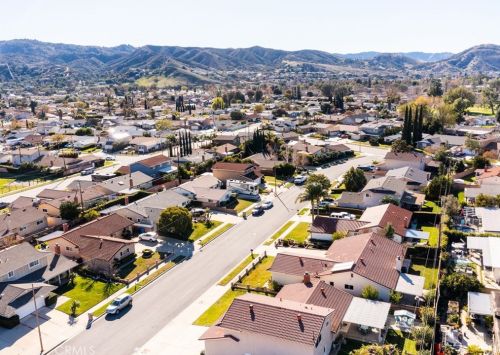 6155 Goshen St, Simi Valley CA 93063-3723 exterior