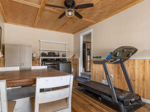 46 Loch Lomond Ln, Pueblo CO  81001-1748 exterior