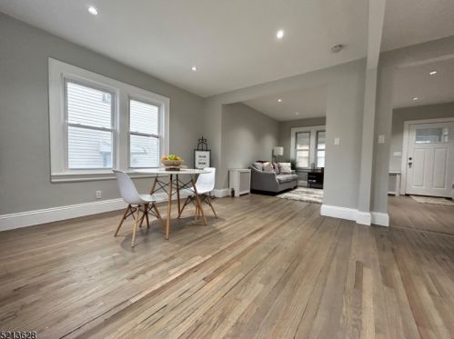 423 Drake Ave, Roselle NJ  07203-1425 exterior