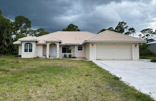 14366 76th Rd, Town Of Loxahatchee Groves, FL 33470-5217