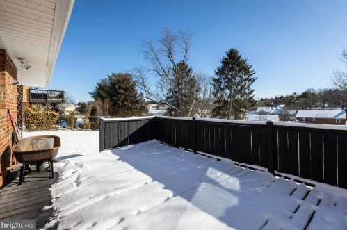 821 Blue Rdg Dr, Harrisonburg VA  22802-5012 exterior