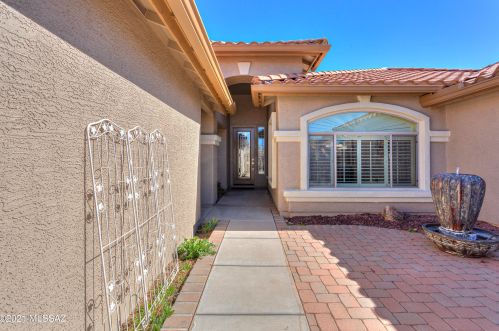 920 Cowboy Canyon Dr, Green Valley, AZ 85614-5545
