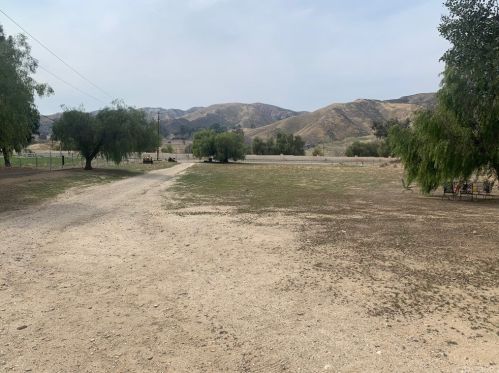 29236 San Francisquito Canyon Rd, Santa Clarita, CA 91390-4921