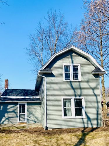207 Plain St, Otis, IN 46391-9363