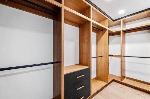 5254 Buffalo Ave, Van Nuys CA  91401-5929 exterior