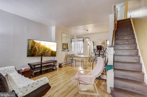 3121 29 St, Philadelphia PA 19132-1103 exterior