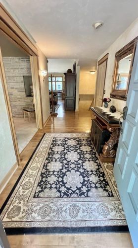 909 Forest Hill Dr, Green Bay, WI 54311-5927