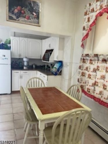 242 Clifton Ave, Newark NJ  07104-1907 exterior