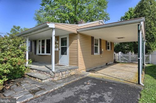 241 Cumberland Rd, Camp Hill, PA 17011-6678