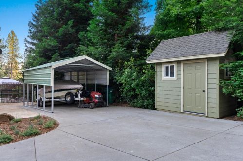 13549 Greenhorn Rd, Grass Valley CA  95945-9337 exterior