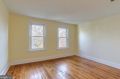 203 Paxtang Ave, Harrisburg PA  17111-1841 exterior