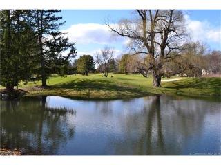 12 Maple Ln, Avon, CT 06001-4523