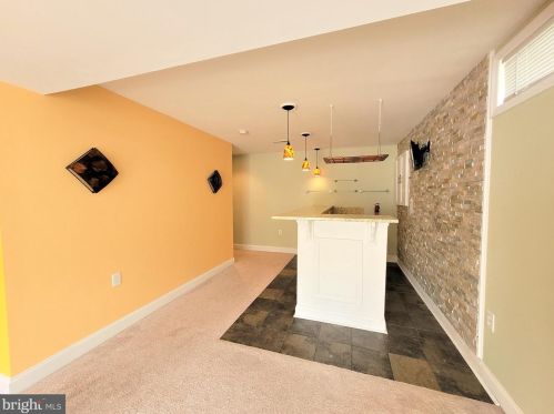 16399 Kramer Estate Dr, Woodbridge VA  22191-6003 exterior