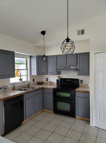 1034 Ireland Dr, Deltona FL  32725-3613 exterior