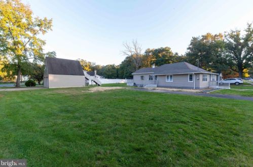 638 Washington Ave, West Deptford, NJ 08096-4567