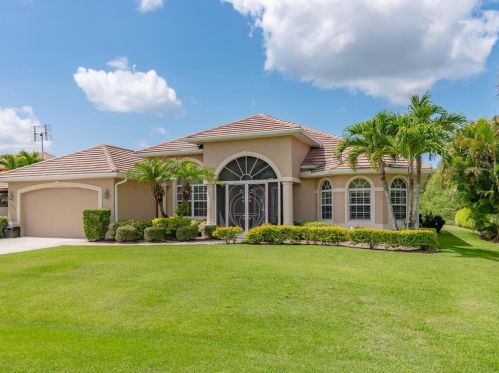 18391 Royal Hammock Blvd, Naples, FL 34114-8939