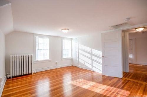 28 Granby Rd, Granby CT  06035-2100 exterior