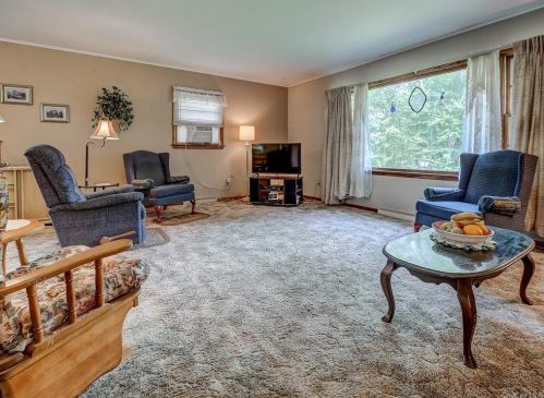 490 Bullville Rd, Montgomery NY  12549-1870 exterior