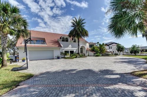 2624 Flowing Well Rd, Deland, FL 32720-8903