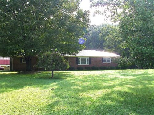 26 Cooper Ln, Winchester, TN 37398-4316