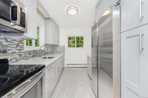 415 Warwick Ave, Mount Vernon, NY 10553-2112