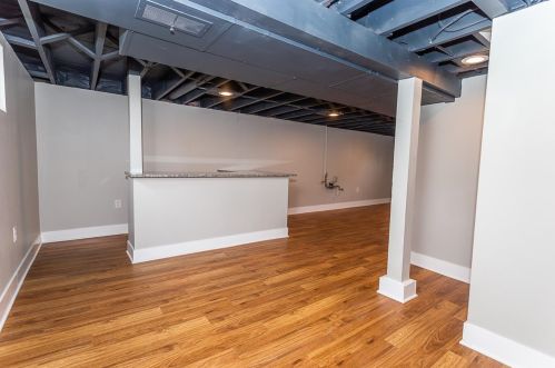 8150 Harrison Ave, Hammond IN  46321-1619 exterior