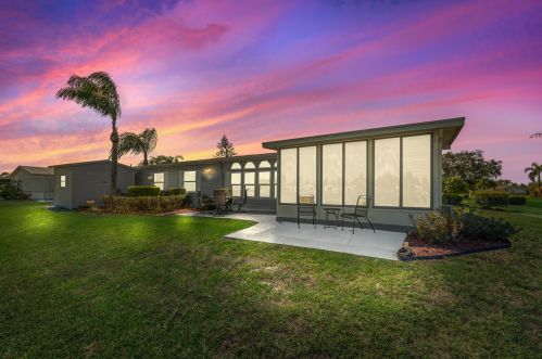3600 Westchester Ct, Fort Pierce, FL 34952-3106