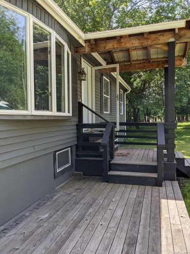180 Soule Rd, Swan Lake, NY