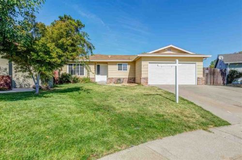 67 Atherton Cir, West Pittsburg, CA 94565-4707