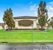 1033 Savoy Dr, Huntington Station NY 11747-5293 exterior