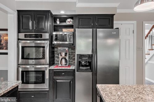 21 Strayer Dr, Carlisle PA  17013-4403 exterior