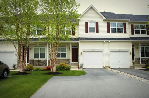1084 King Way, Breinigsville, PA 18031-1481