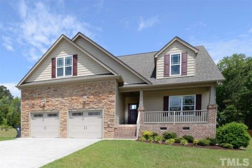 2920 Plantation Glen Dr, Zebulon NC  27597-9312 exterior