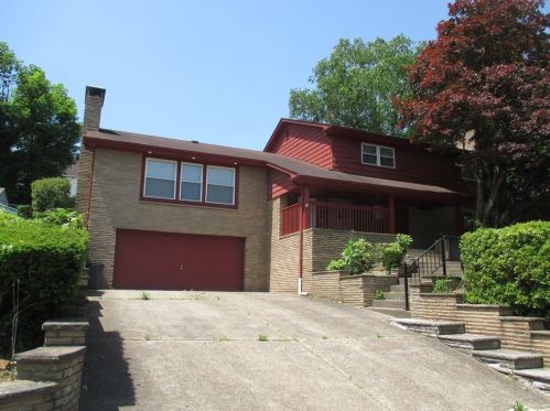 165 Arlington Ave, North Charleroi, PA 15022-1102
