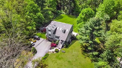 284 Wooley Rd, West Milford Lakes NJ  07480-1006 exterior