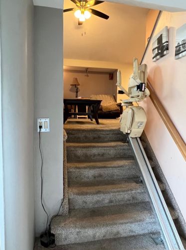 14 Cloverdale Dr, Oakdale NY  11769-1502 exterior