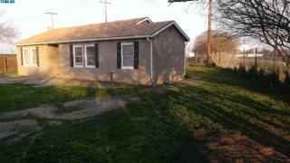 790 4th St, Hanford, CA 93230-4701