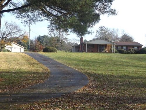 569 Snake Creek Rd, Hillsville, VA 24343-1745