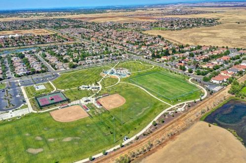 11913 Pyxis Cir, Rancho Cordova CA  95742-8055 exterior