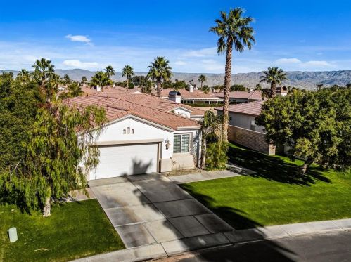 79806 Barcelona Dr, La Quinta CA  92253-8809 exterior