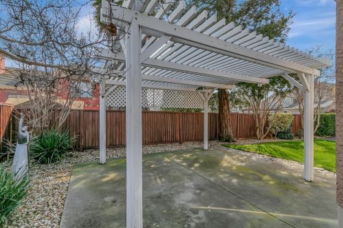 4754 Antelope Cir, Fairfield CA  94534-3946 exterior