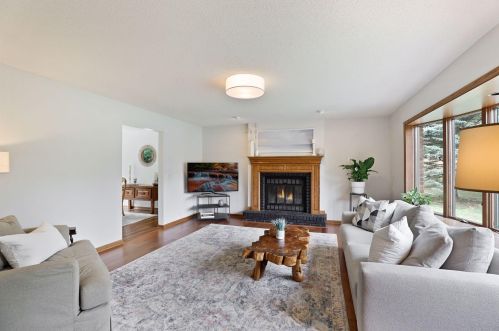 6035 Asher Ct, South Saint Paul, MN 55077-2000