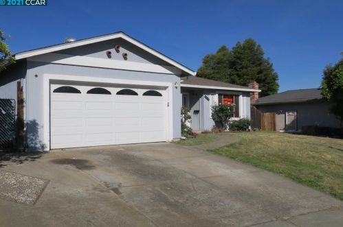 4242 Palo Verde Dr, West Pittsburg, CA 94565-6347