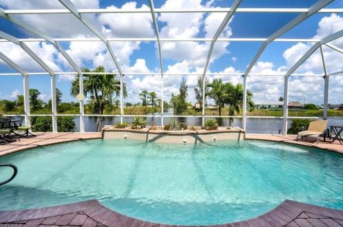 2607 25th St, Cape Coral, FL 33914-3813