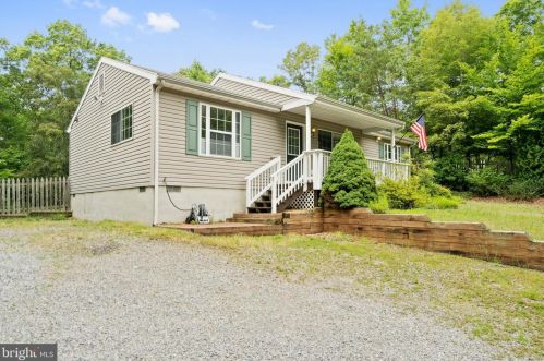 556 Ramoth Church Rd, Fredericksburg VA  22406-4404 exterior