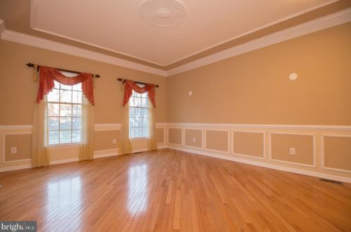 23 Tanner Dr, Princeton NJ  08540-9488 exterior