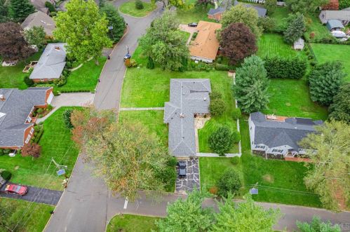 48 Patton Dr, East Brunswick NJ  08816-1130 exterior