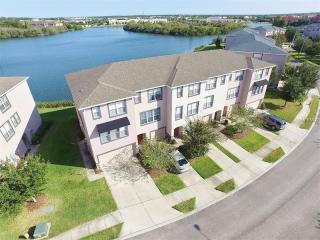 2511 Lexington Oak Dr, Brandon, FL 33511-4729