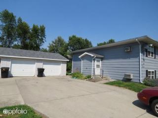 732 Great Plains Ct, Grand Forks ND  58201-7248 exterior