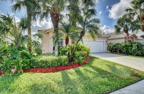10836 Fillmore Dr, Boynton Beach, FL 33437-3958